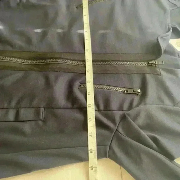 CABI Chance Navy Blue Bomber Two Tone Fabric Size Small - Picture 9 of 12